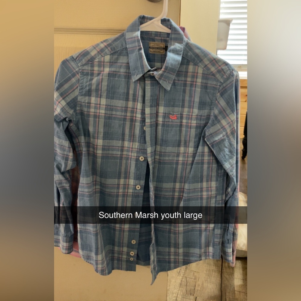 Southern Marsh button down youth large